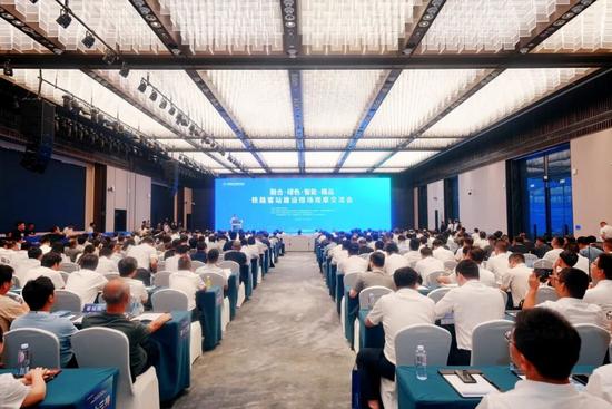 中铁建设打造精品客站|新时代高铁站房建设全攻略(图5) 中铁建设打造精品客站|新时代高铁站房建设全攻略(图5)