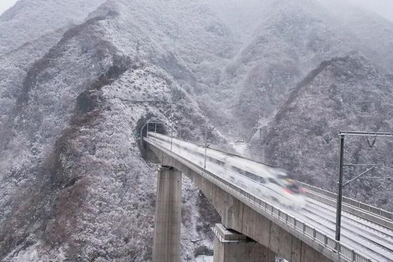 铁路人小寒坚守:冰雪凝寒怀揣春天(图9) 铁路人小寒坚守:冰雪凝寒怀揣春天(图9)