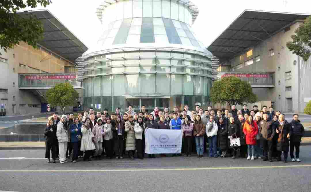 走进智能制造基地,校企协同培育工程管理人才新实践 走进智能制造基地,校企协同培育工程管理人才新实践